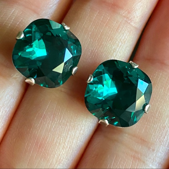 Hand Crafted Jewelry - Swarovski cushion Emerald crystal earrings